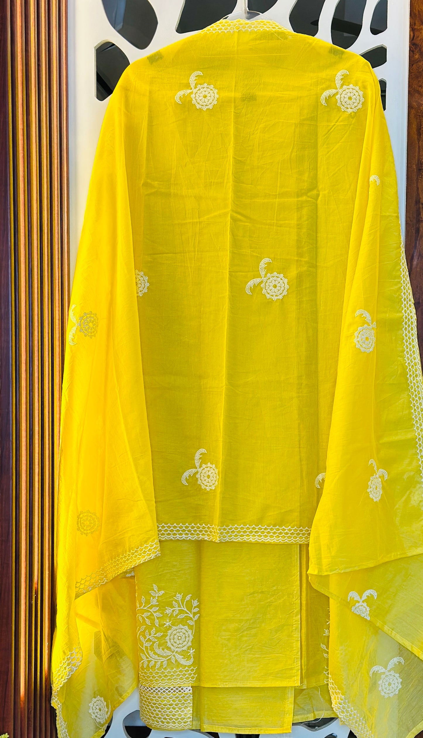Fine & Elegant Thread Embroidered Mul Chanderi Suit With Crochet Lace & Thread Embroidered Mul Chanderi Dupatta & Plain Rayon Bottom