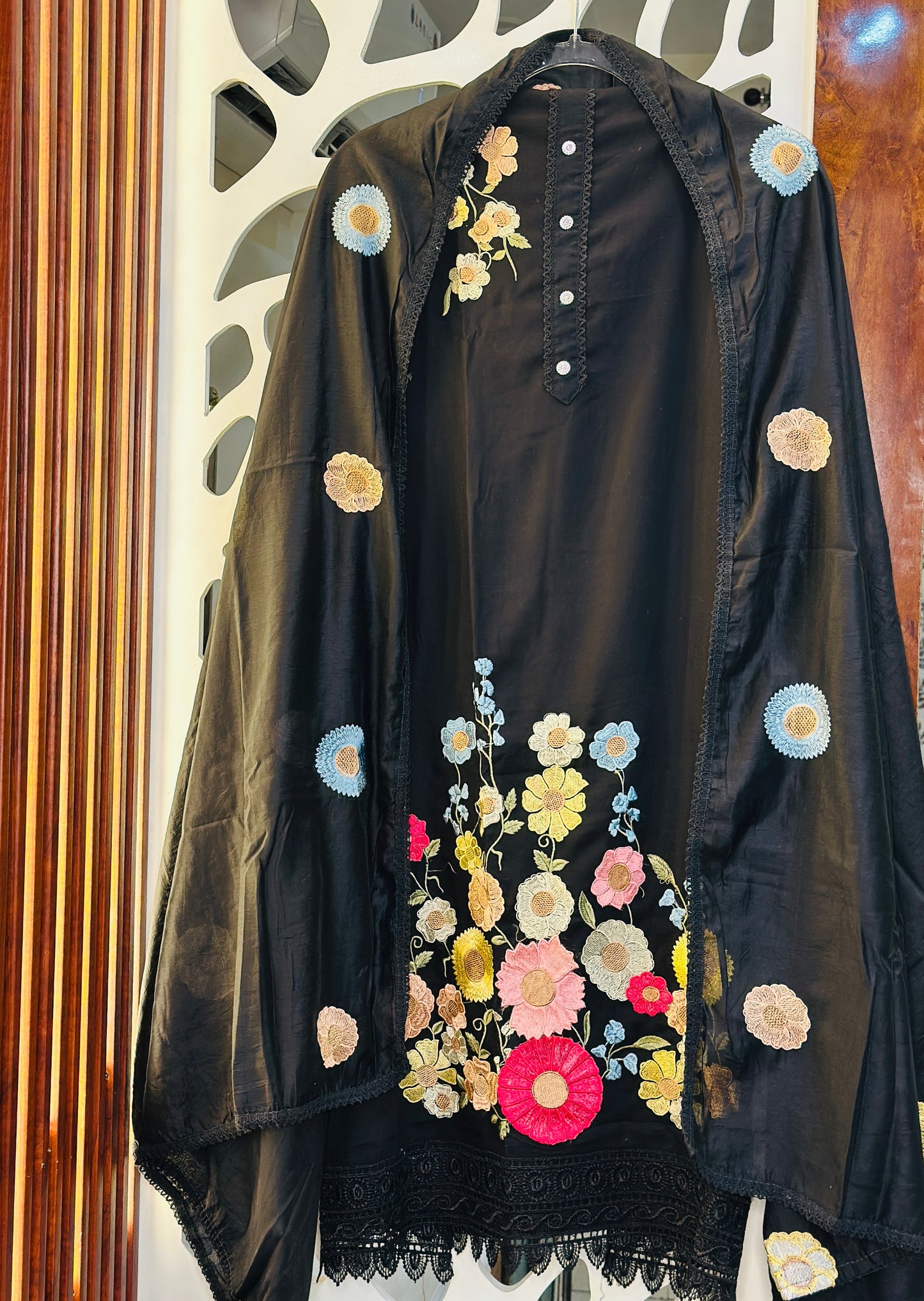 3D Floral Thread Embroidered Patch Work Suit With Crochet Lace & Cotton Embroidered Dupatta & Rayon Bottom