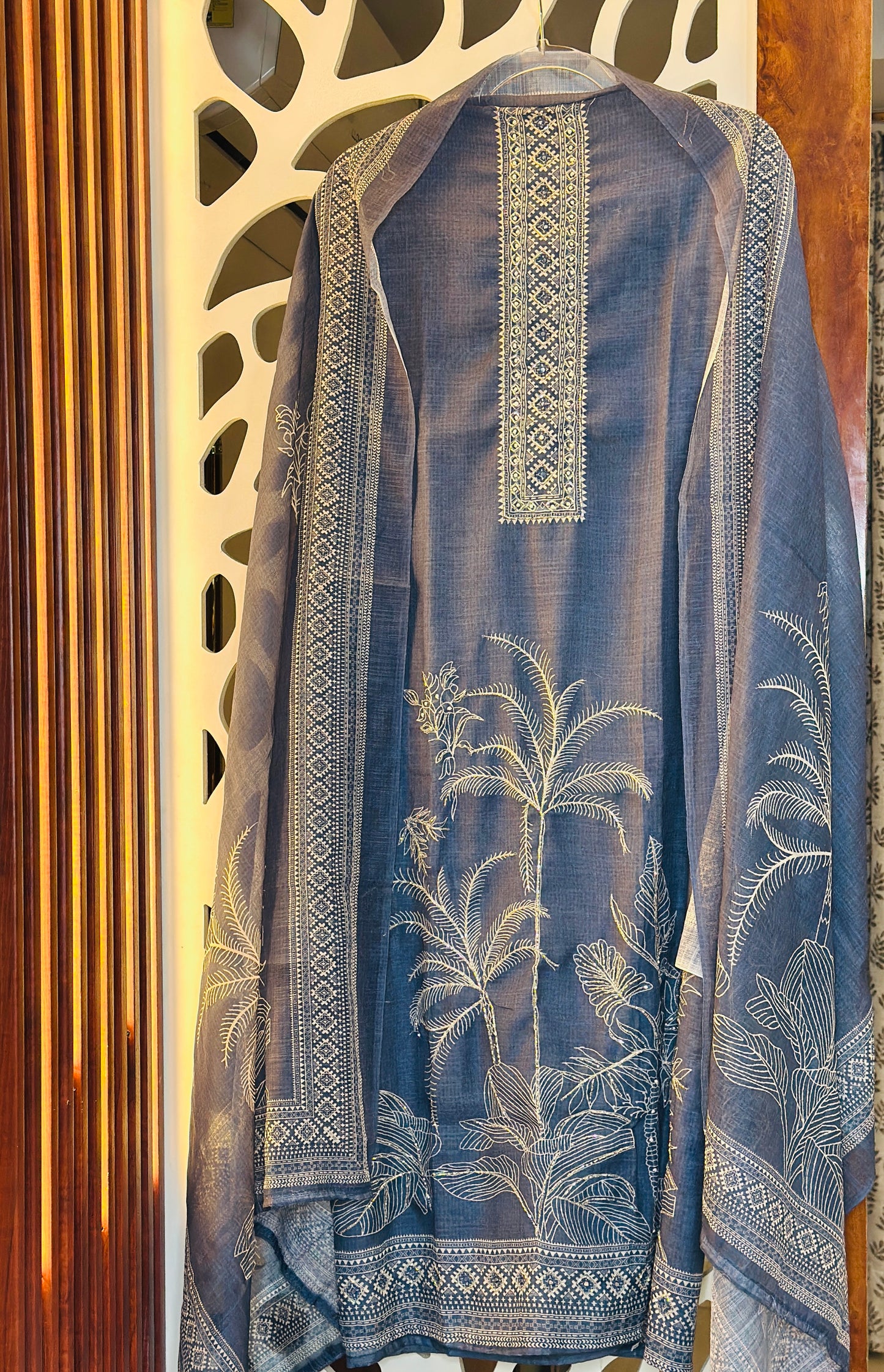 Soft Linen Printed Suit With Cut Dana Work, Soft Linen Printed Dupatta & Rayon Bottom Plain Bottom