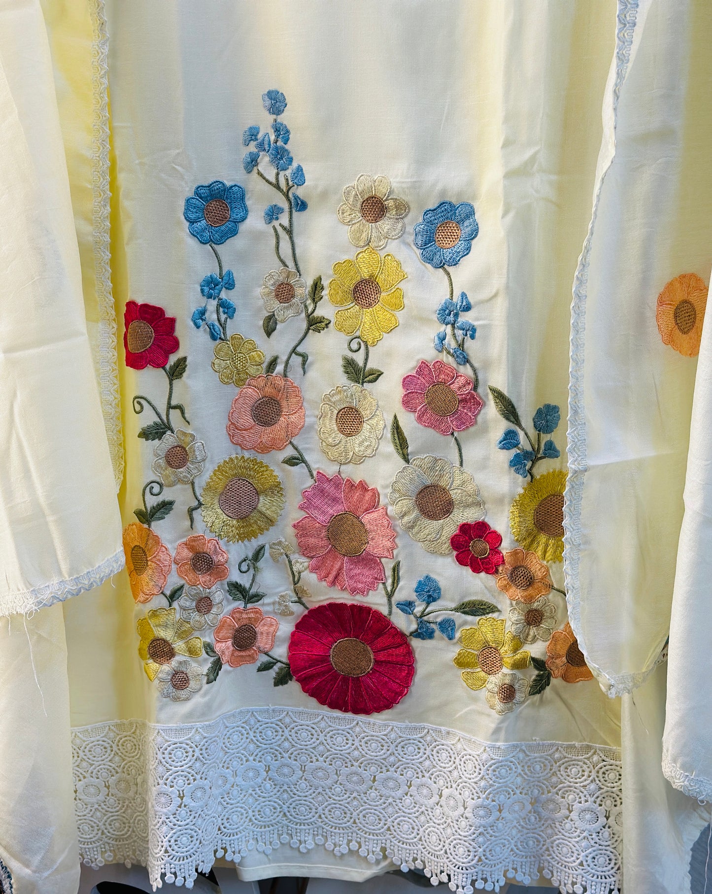 3D Floral Thread Embroidered Patch Work Suit With Crochet Lace & Cotton Embroidered Dupatta & Rayon Bottom