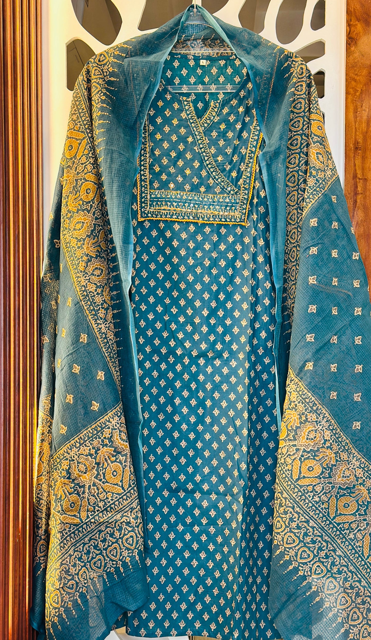 Angrakha Neck Highlighted With Mirror & Crochet Lace
Digital Printed Premium Cotton Suit