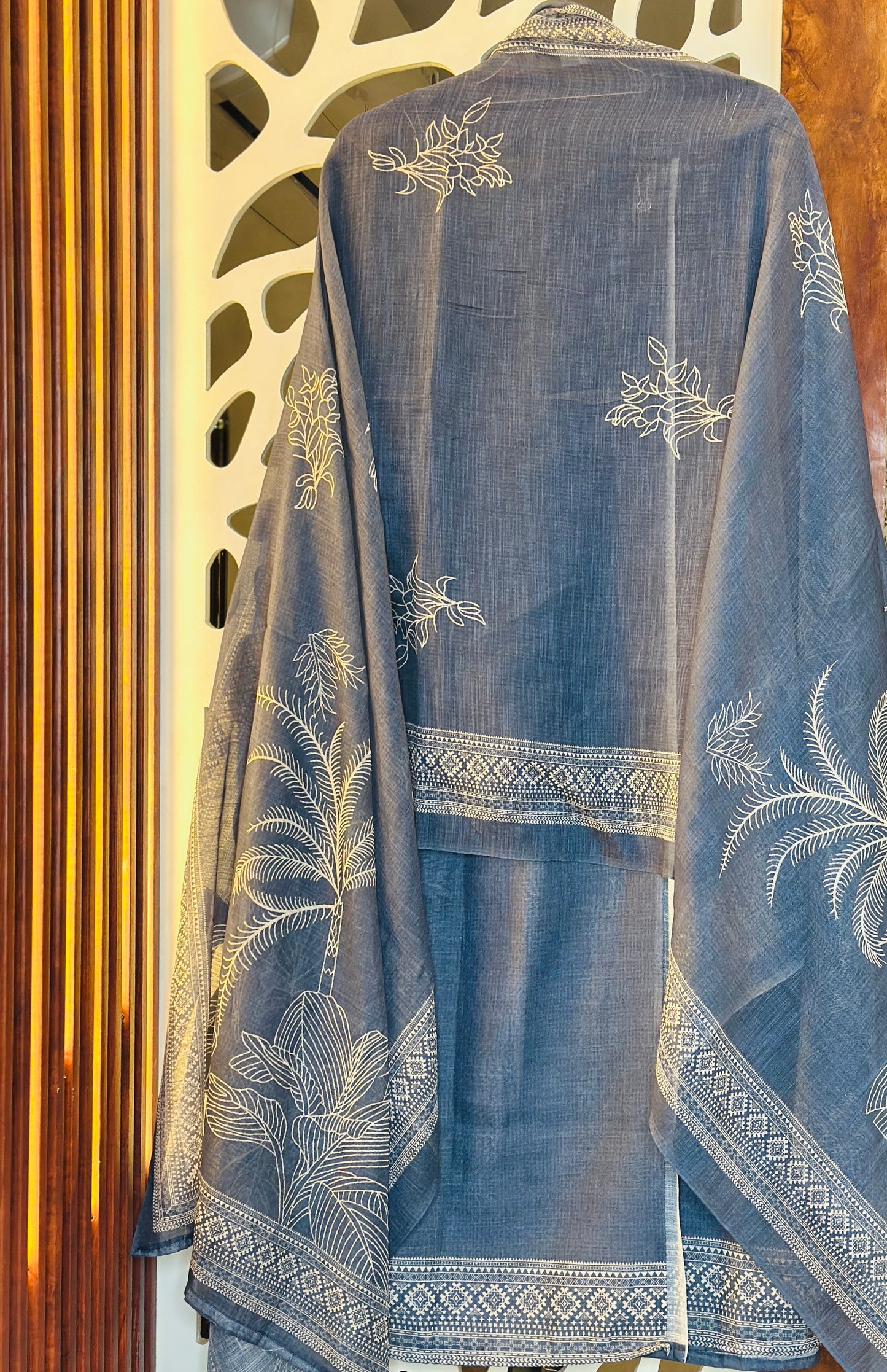 Soft Linen Printed Suit With Cut Dana Work, Soft Linen Printed Dupatta & Rayon Bottom Plain Bottom