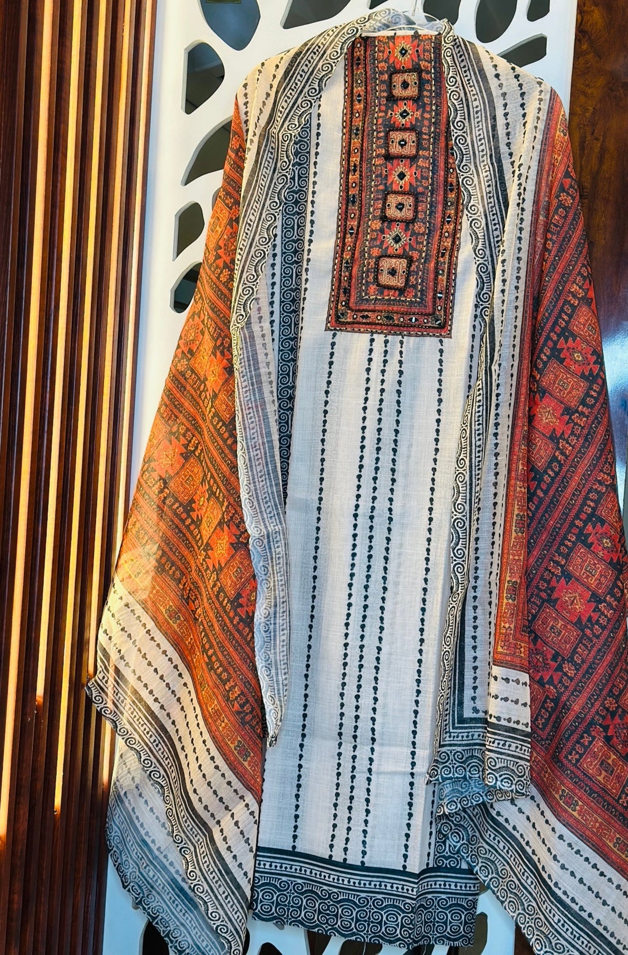 Soft Fine Linen With kantha Embroidery & Mirror Work