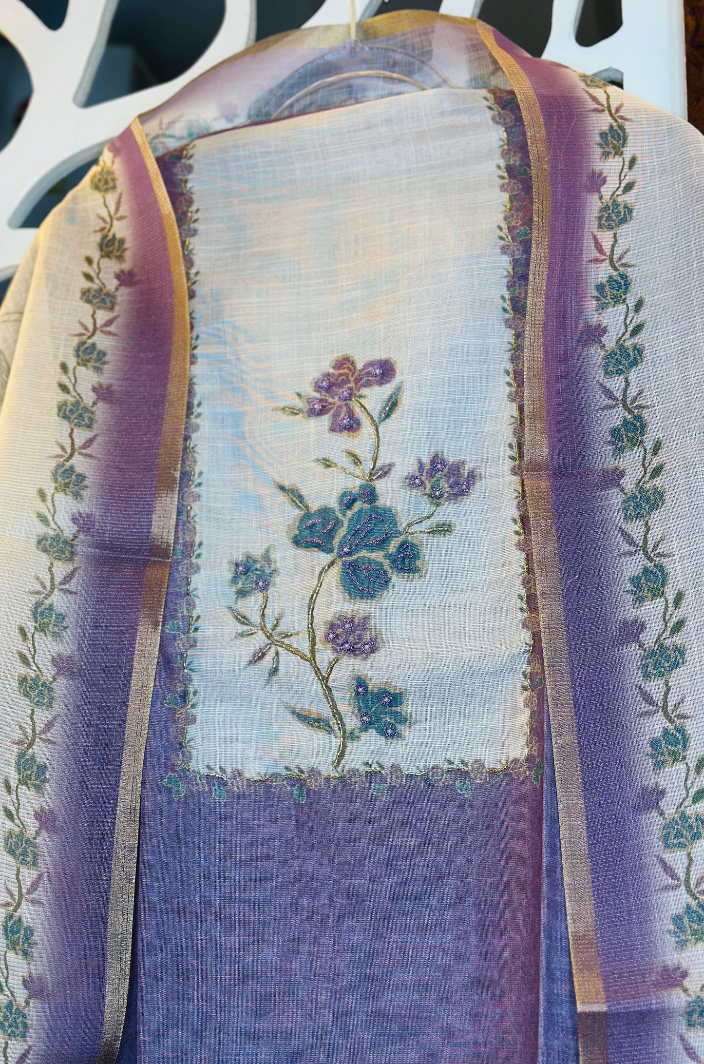 Elegant Linen Suit With Kota Doria Printed Dupatta