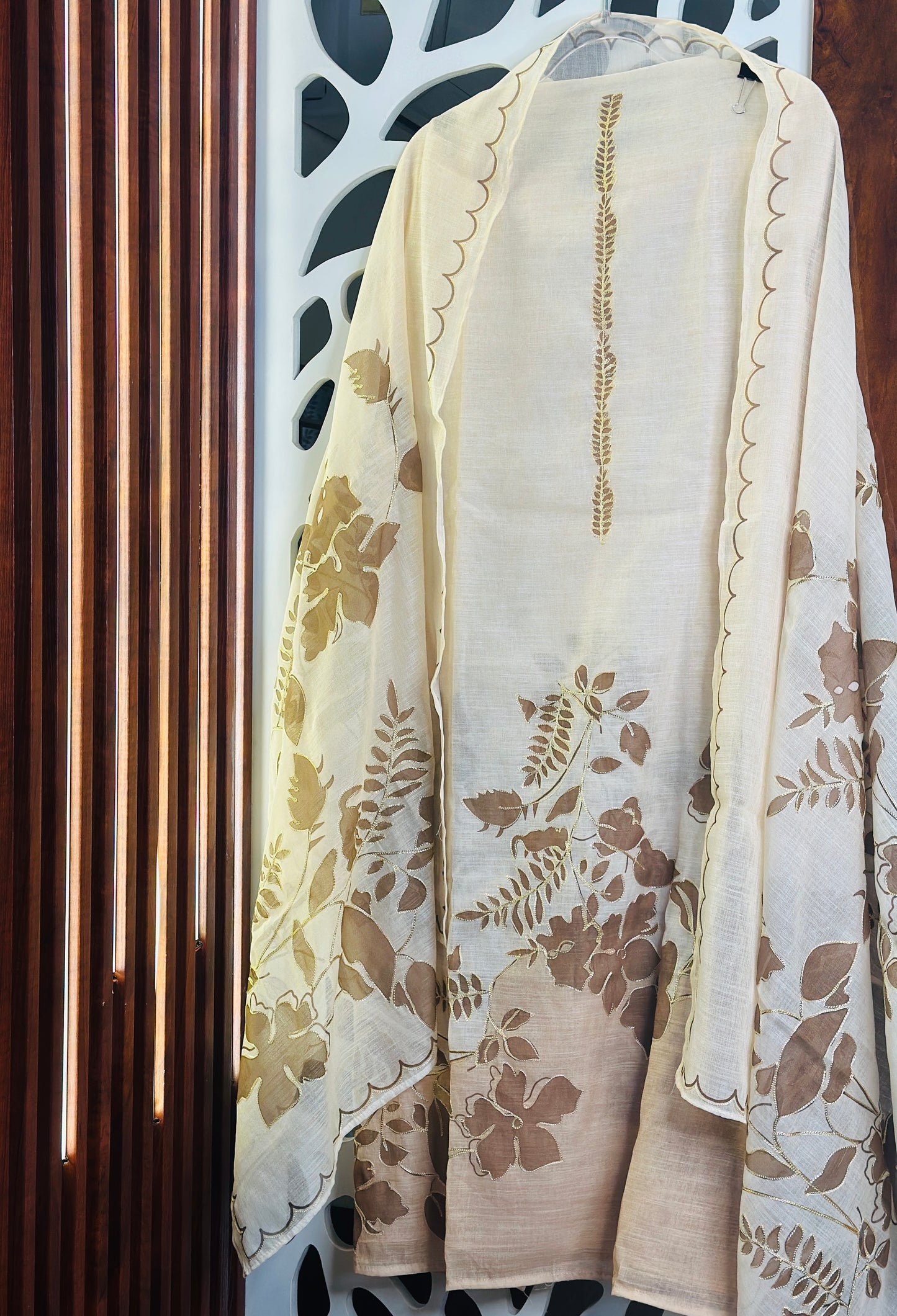 Ombre Floral Embroidered Fine Linen Suit