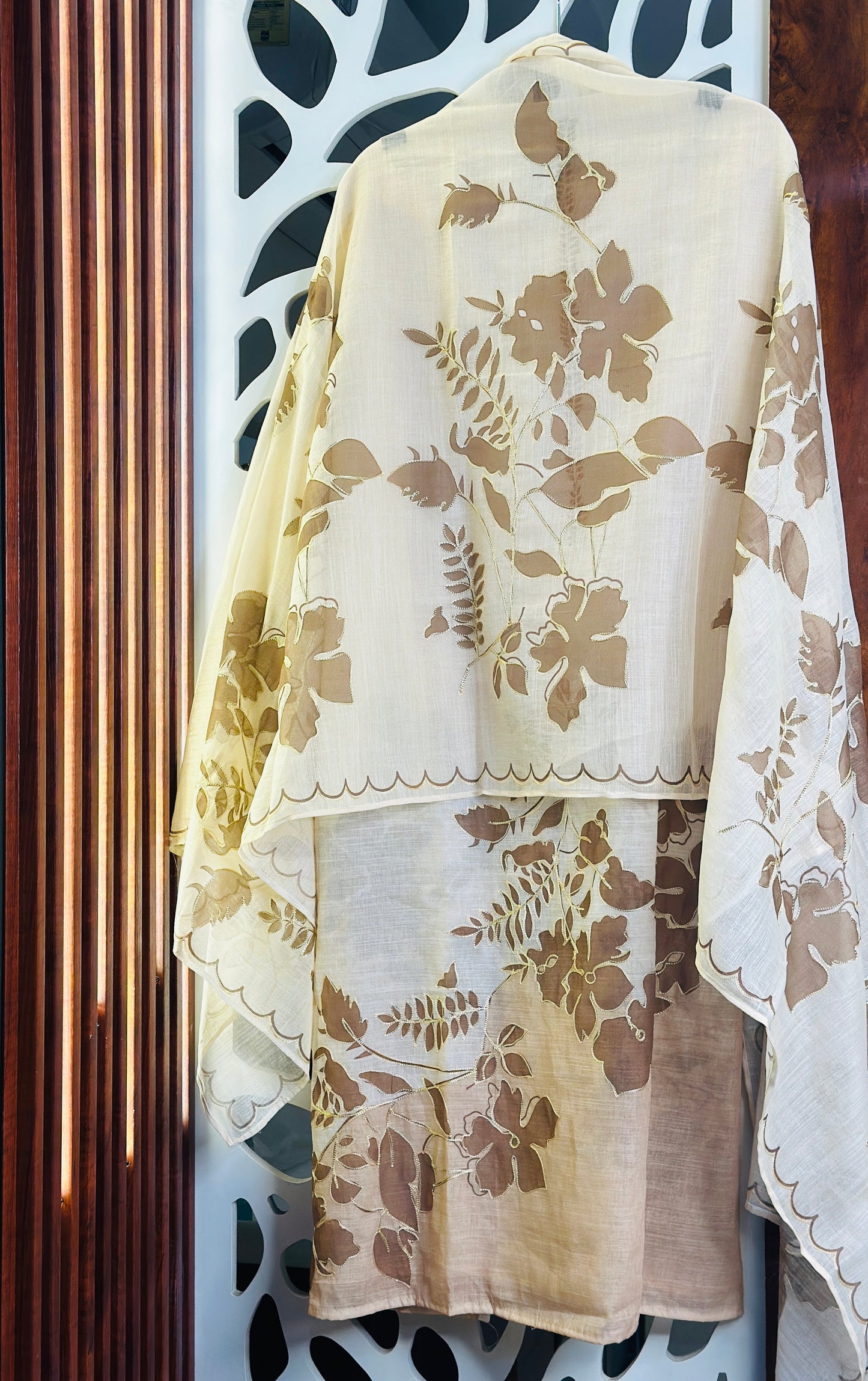 Ombre Floral Embroidered Fine Linen Suit