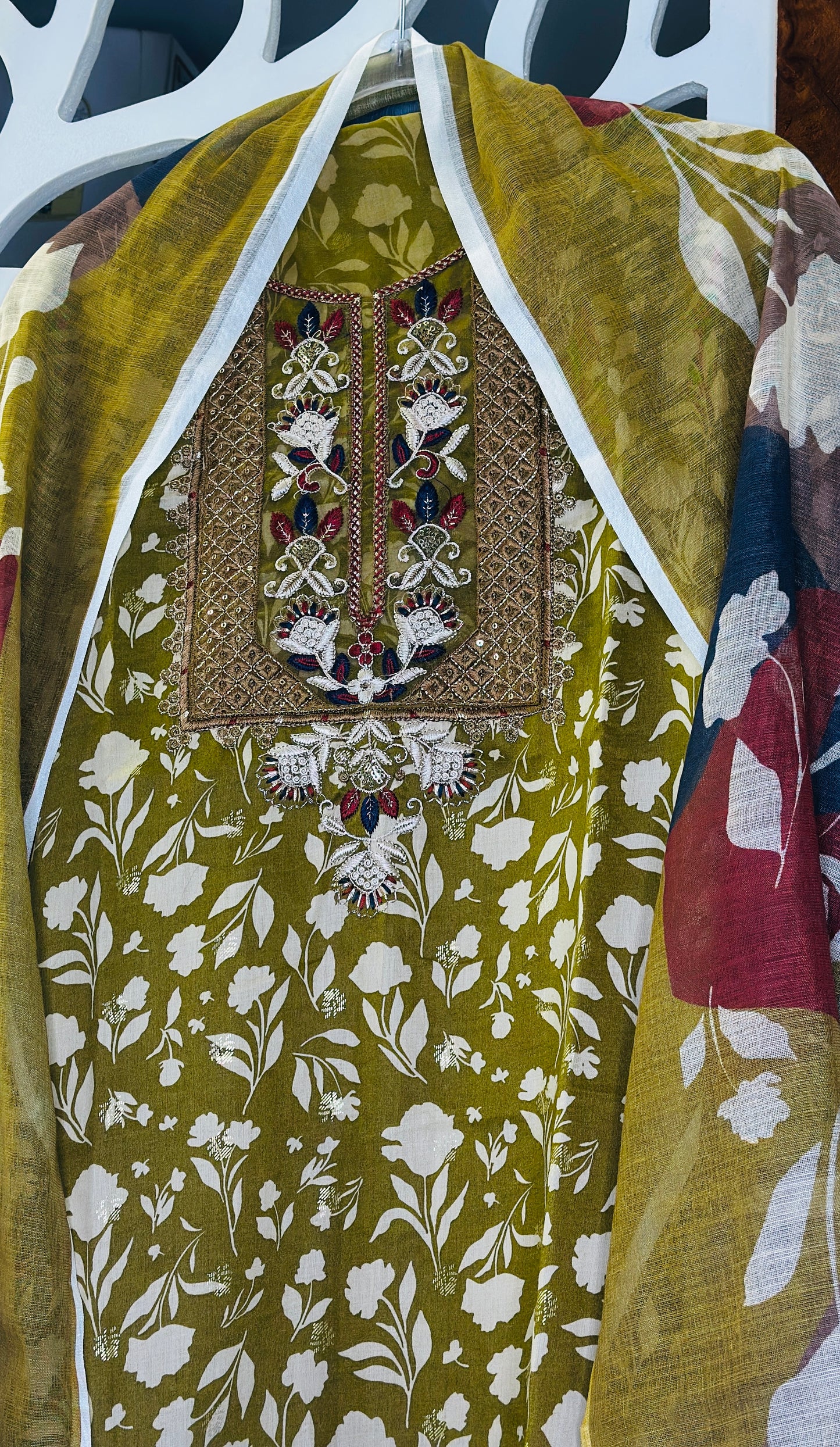 Jam Floral Printed Cotton With Embroidered Neck Tie