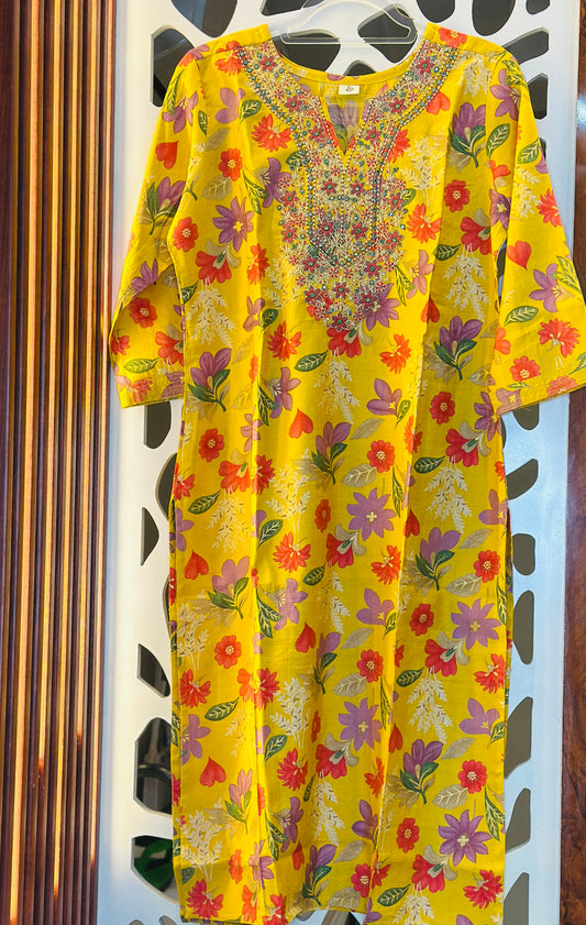 Beautiful Floral Digital Printed Suit With Foil Mirror Work Embroidered Necktie