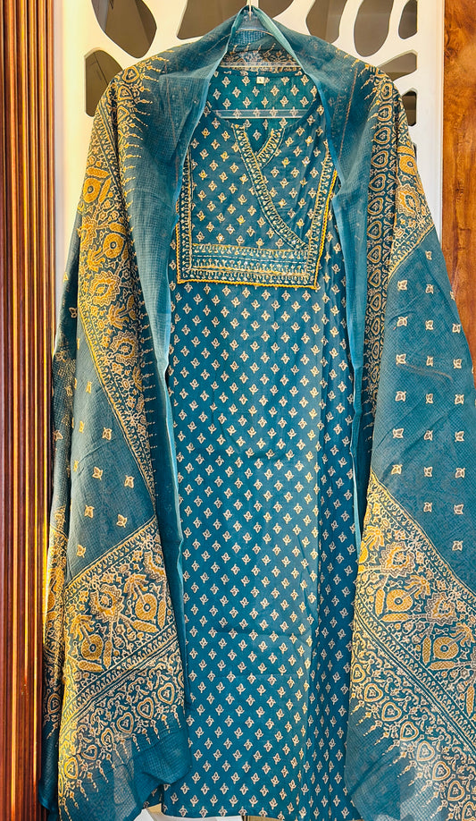 Angrakha Neck Highlighted With Mirror & Crochet Lace
Digital Printed Premium Cotton Suit