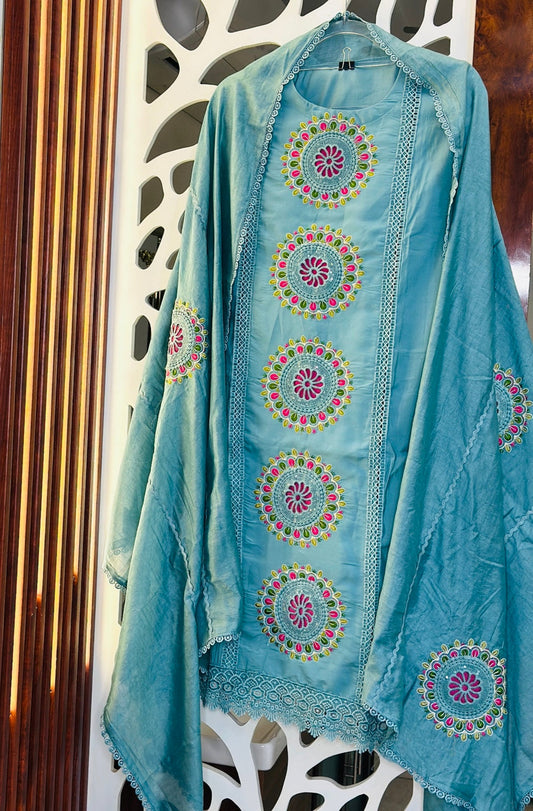 Elegant Lace Muslin With Patch Embroidery